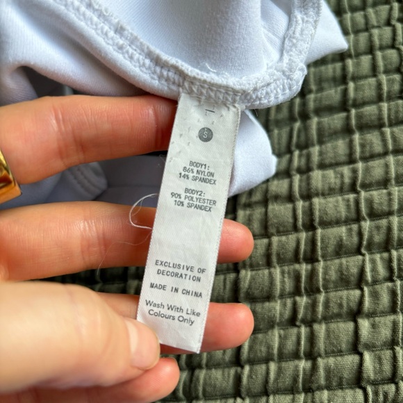 Purvelo White One Shoulder Sports Bra Cropped Top Small - Picture 3 of 3